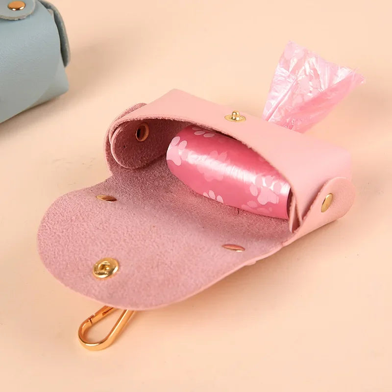 Porta Saquinhos Higiênicos em Couro Ecológico - Poop Bag
